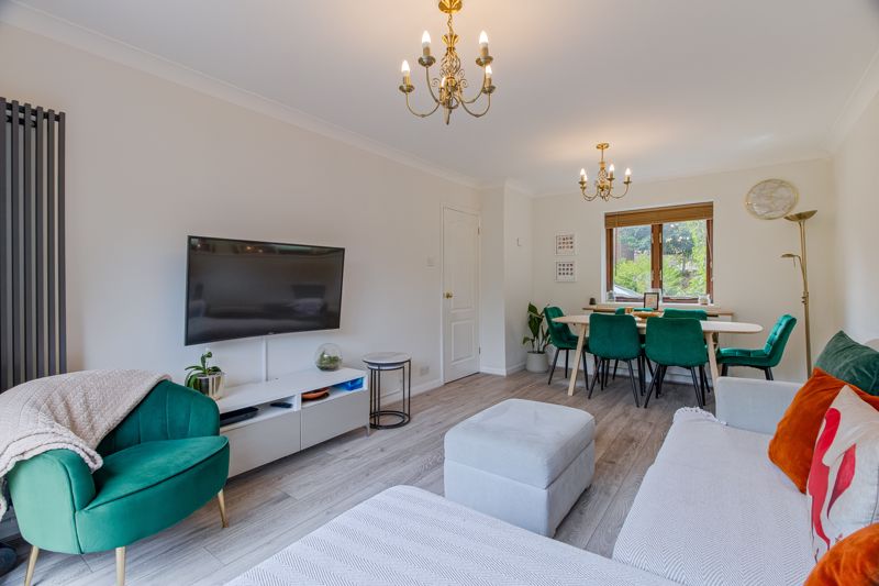 Living Room- click for photo gallery